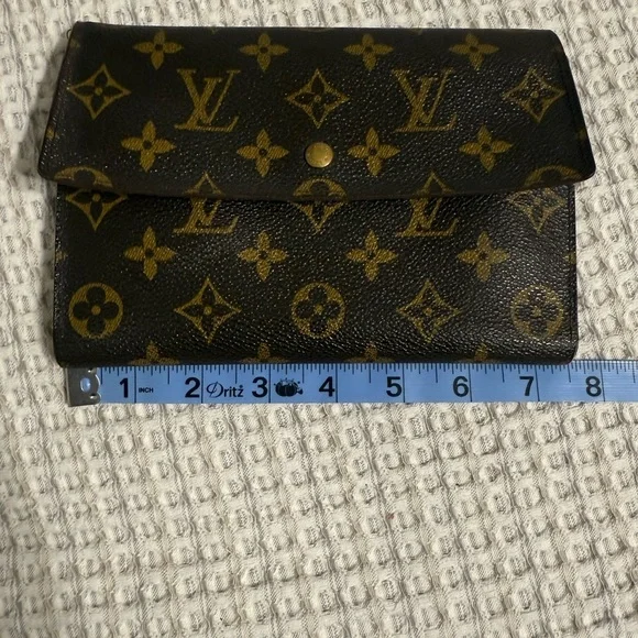 Louis Vuitton Monogram Canvas Pochette Passport Wallet